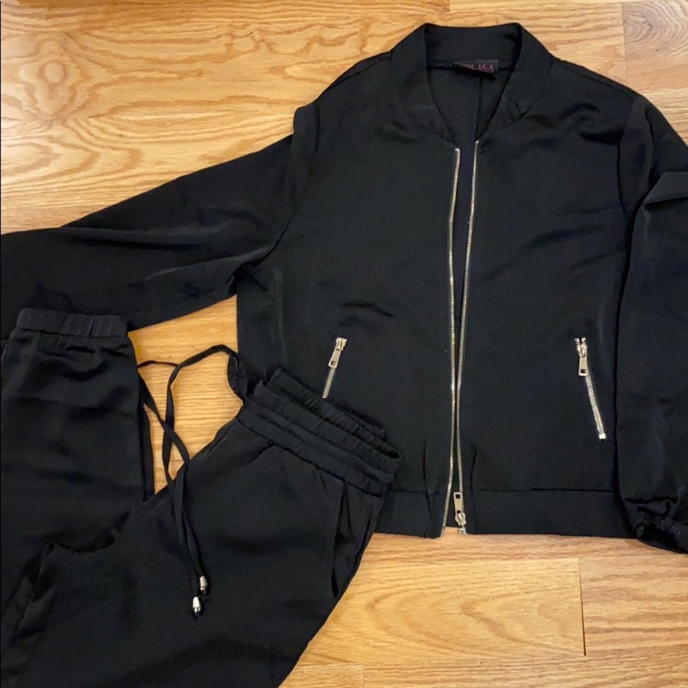 Black Silk Feel Tight Jogger set
